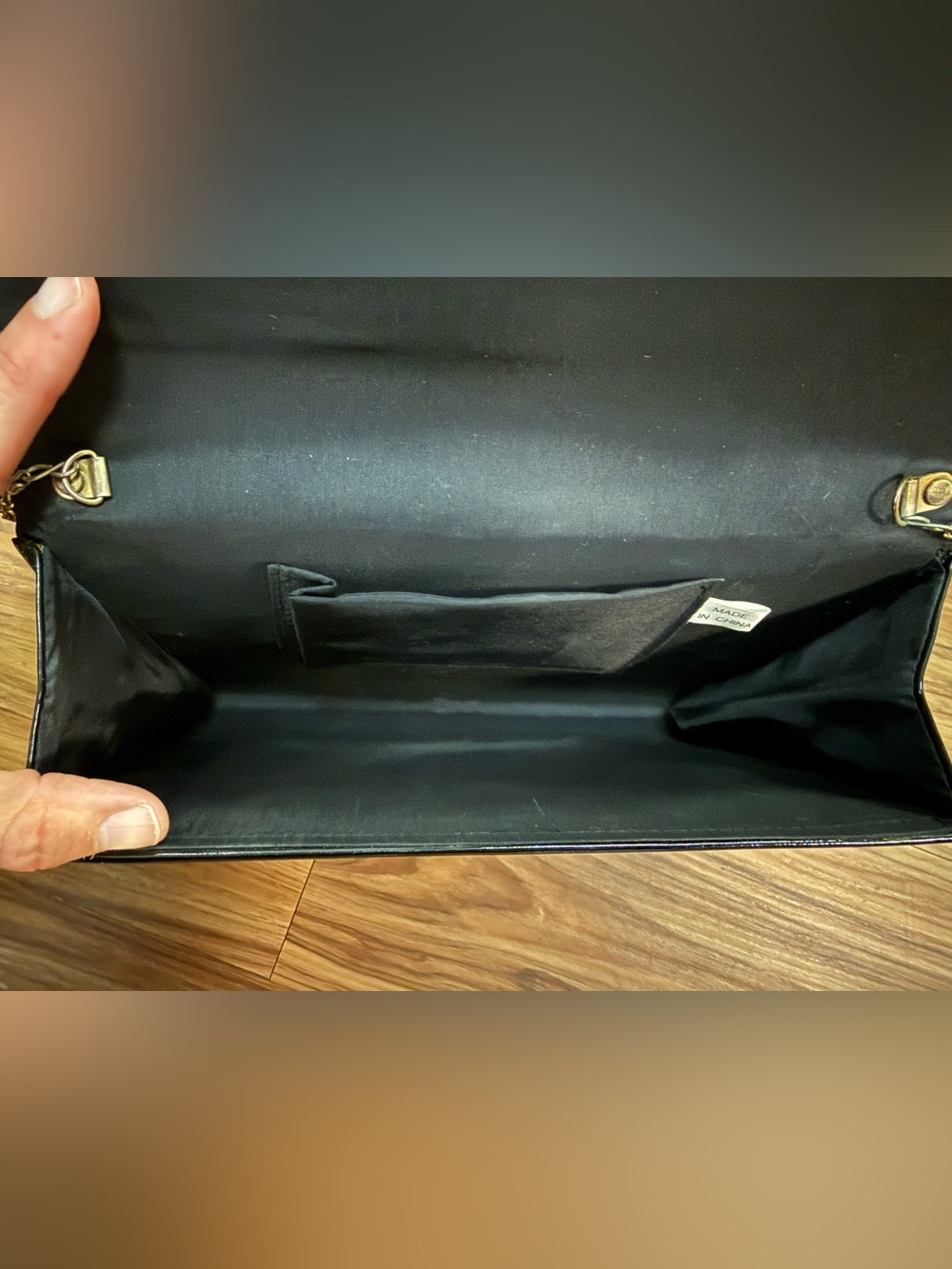 Black Patent Shell-Flap Formal Shoulder Bag with Gold Chain - Picture 6 of 9